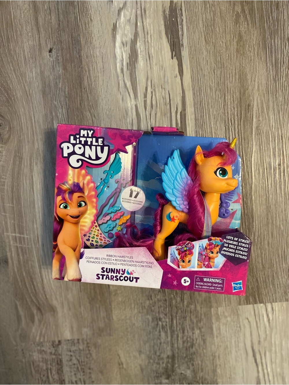 My Little Pony Sunny Starscout Pony & Accessories